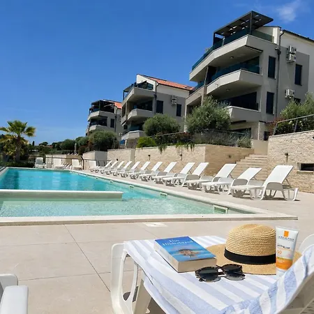 Panoramic Sea View Apartmán *