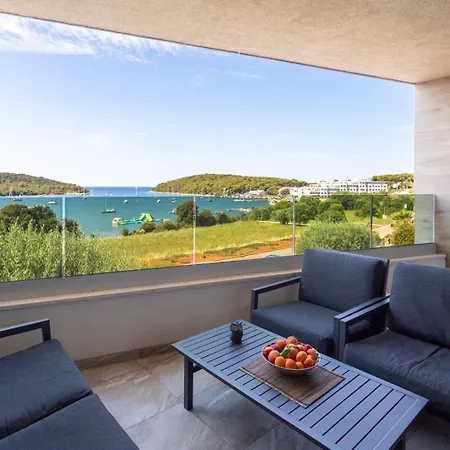 Panoramic Sea View Apartmán *